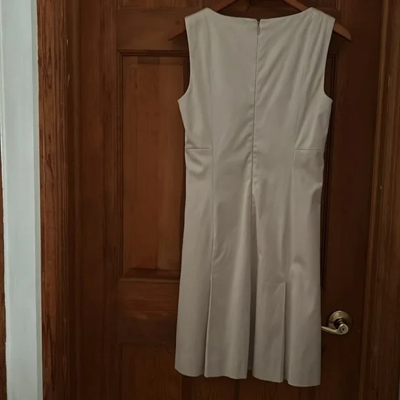 Gucci dress, Made in Italy, Platinum, Size 42 - Picture 3 of 5